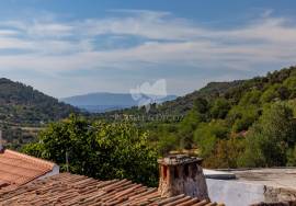 2+  bedroom mid terrace cottage with courtyard & roof terrace with sea view.. Near Alte,  Loulé 2+  bedroom mid terrace cottage with courtyard & roof terrace with sea view.. Near Alte,  Loulé