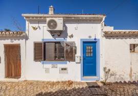 2+  bedroom mid terrace cottage with courtyard & roof terrace with sea view.. Near Alte,  Loulé 2+  bedroom mid terrace cottage with courtyard & roof terrace with sea view.. Near Alte,  Loulé