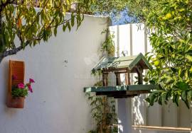 2+  bedroom mid terrace cottage with courtyard & roof terrace with sea view.. Near Alte,  Loulé 2+  bedroom mid terrace cottage with courtyard & roof terrace with sea view.. Near Alte,  Loulé