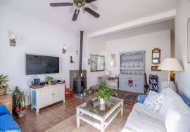 2+  bedroom mid terrace cottage with courtyard & roof terrace with sea view.. Near Alte,  Loulé 2+  bedroom mid terrace cottage with courtyard & roof terrace with sea view.. Near Alte,  Loulé