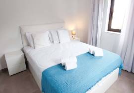 1 bedroom apartment on the second line of Vilamoura Marina