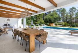 Contemporary 4 Bedroom Single Storey Villa with Pool, Vilamoura
