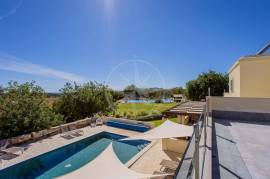 Exceptional Tavira Estate with Pool, Padel & Sports Facilities