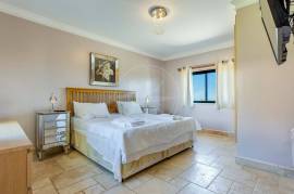 Exceptional Tavira Estate with Pool, Padel & Sports Facilities