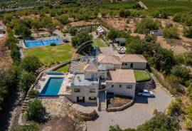 Exceptional Tavira Estate with Pool, Padel & Sports Facilities