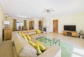 Immaculate 4 Bedroom Villa with Sea Views in Tavira’s Quinta da Pegada