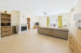 Immaculate 4 Bedroom Villa with Sea Views in Tavira’s Quinta da Pegada