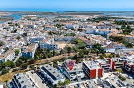 Tavira Centre – Contemporary 3 bed Villa with Private Pool & Rooftop Summer Lounge