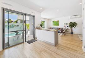 Tavira Centre – Contemporary 3 bed Villa with Private Pool & Rooftop Summer Lounge
