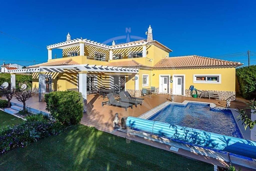 Tavira countryside 4 bedroom villa with pool, garage and sea view