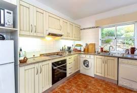 Elevated 3 bed Tavira Frontline Townhouse with garden and unrivalled sea views