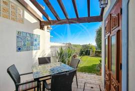 Elevated 3 bed Tavira Frontline Townhouse with garden and unrivalled sea views