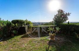 Elevated 3 bed Tavira Frontline Townhouse with garden and unrivalled sea views
