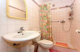 Elevated 3 bed Tavira Frontline Townhouse with garden and unrivalled sea views