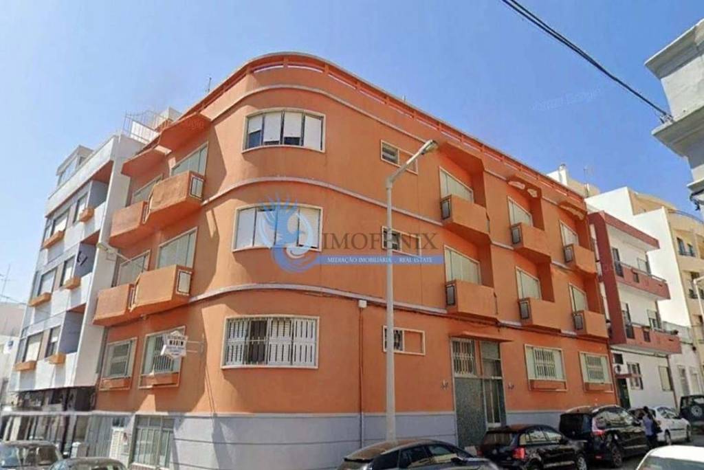 Hotel in the Center of Faro for sale – 30 Suites
