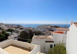 Renovated 2 Bedroom Apartment with Sea View – Cerro de Malpique, Albufeira
