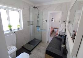 Renovated 2 Bedroom Apartment with Sea View – Cerro de Malpique, Albufeira