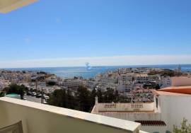 Renovated 2 Bedroom Apartment with Sea View – Cerro de Malpique, Albufeira