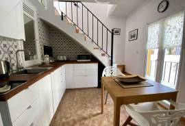 Windows Over The World Townhouse