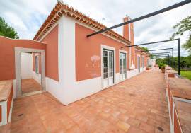 Farm in Santo Estevão – Alentejo Charm with Swimming Pool and Large Land Farm in Santo Estevão – Alentejo Charm with Swimming Pool and Large Land