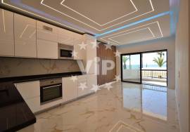 QUARTEIRA - FRONTLINE - SEAVIEW  - THREE BEDROOM APARTMENT -