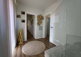 Luxury 3+ 1-Bedroom Villa for Sale in Vilamoura, Algarve - Turnkey Property with Pool & Jacuzzi