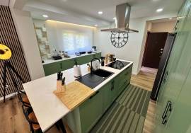 Luxury 3+ 1-Bedroom Villa for Sale in Vilamoura, Algarve - Turnkey Property with Pool & Jacuzzi