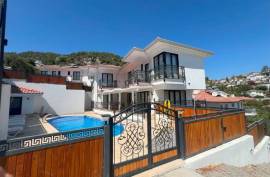 Luxury 6 Bed Villa For Sale in Sarigerme
