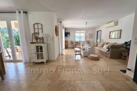Stunning 4 Bedroom Villa For Sale In La Garde Freinet