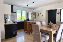 Stunning 4 Bedroom Villa For Sale In La Garde Freinet