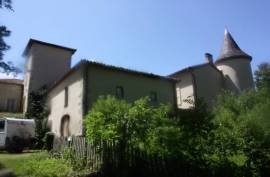 CHATEAU DE MONTCRU 12 Bedrooms For Sale In Allières Ariège