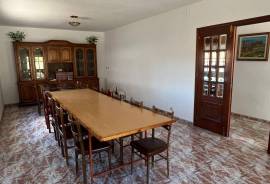 Excellent 6 Bed House For Sale in Taboada Galicia