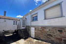 Excellent 6 Bed House For Sale in Taboada Galicia