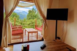 Excellent 1 Bed Log Cabin For Sale in Grozăvești
