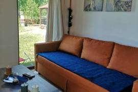 Excellent 1 Bed Log Cabin For Sale in Grozăvești