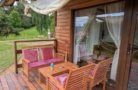 Excellent 1 Bed Log Cabin For Sale in Grozăvești