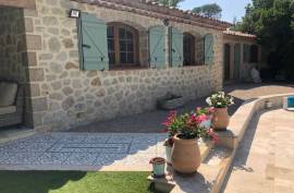 Luxury 3 bed Villa For Sale In Fayence Var