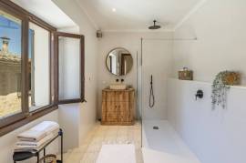 Luxury 4 Bed Townhouse For Sale in Soller Mallorca