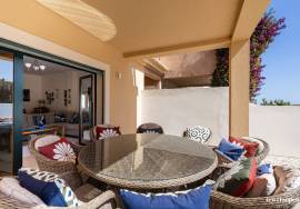 T2+1 Townhouse. Frontline with Sea Views & Private Swimming Pool