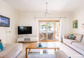 T2+1 Townhouse. Frontline with Sea Views & Private Swimming Pool