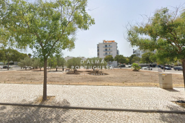 Urban Land | Building Construction | 16 homes | Loulé centre