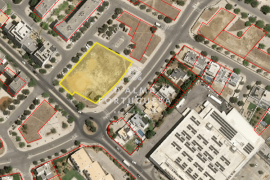 Urban Land | Building Construction | commercial space | Loulé centre