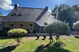 Houses for sale - 6 rooms - 133 m2 - RUFFIAC - (56140)