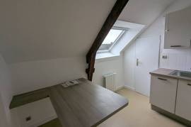 Flats / Apartments for rent - 2 rooms - 36 m2 - PLOERMEL - (56800)