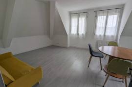 Flats / Apartments for rent - 3 rooms - 45 m2 - PLOERMEL - (56800)
