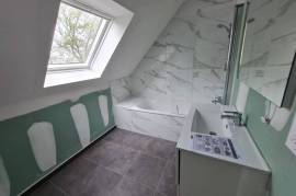 Houses for rent - 4 rooms - 80 m2 - PLEUCADEUC - (56140)