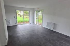 Houses for rent - 4 rooms - 80 m2 - PLEUCADEUC - (56140)