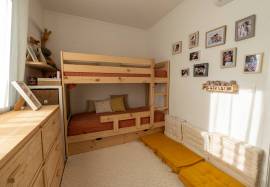 Luxury T4 192m2 | 2 Suites + 2 Bedrooms + Balcony | 3 Parking Spaces |