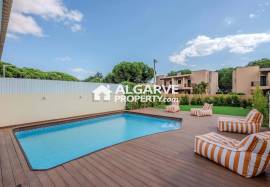 4-Bedroom Villa with Private Pool for Sale in Vilamoura