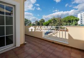 4-Bedroom Villa with Private Pool for Sale in Vilamoura